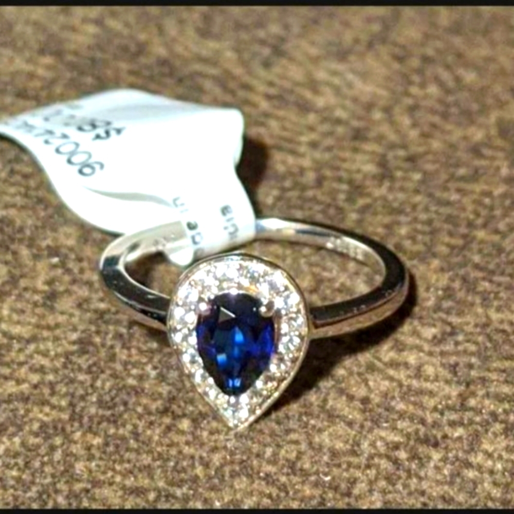 Teardrop Sapphire Ring
